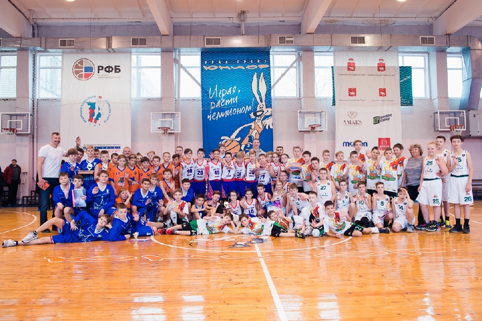 Николай Жмако принял участие в открытом межрегиональном турнире по баскетболу "Кубок Феникса" 